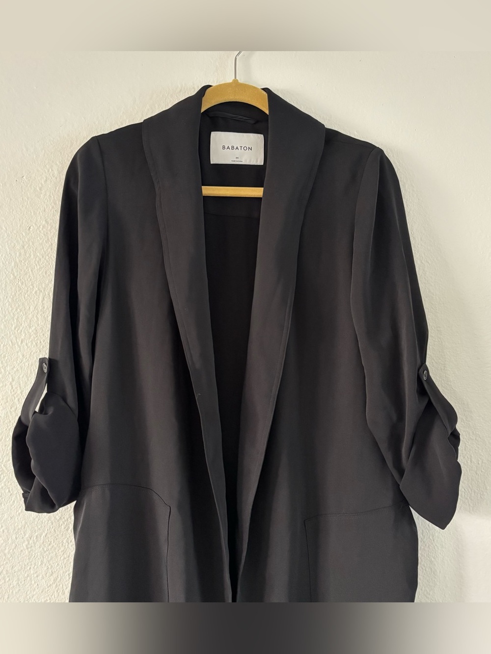 Aritzia Babaton Kahlo Long Robe Matte Satin Duster Jacket Black Medium - Picture 3 of 16